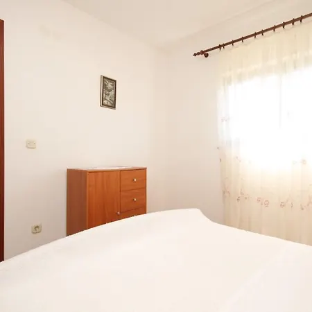 Razanj 8361a Apartment *